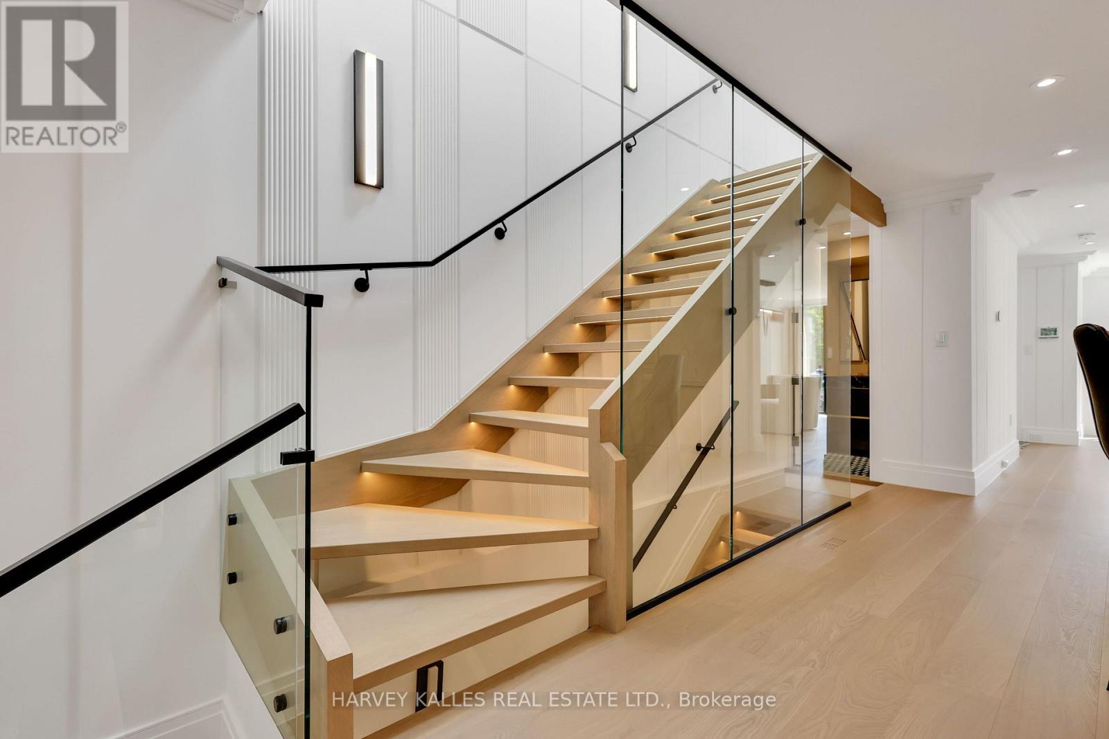 238 Melrose Avenue, Toronto, Ontario M5M 1Z1 - Photo 21 - C13755378