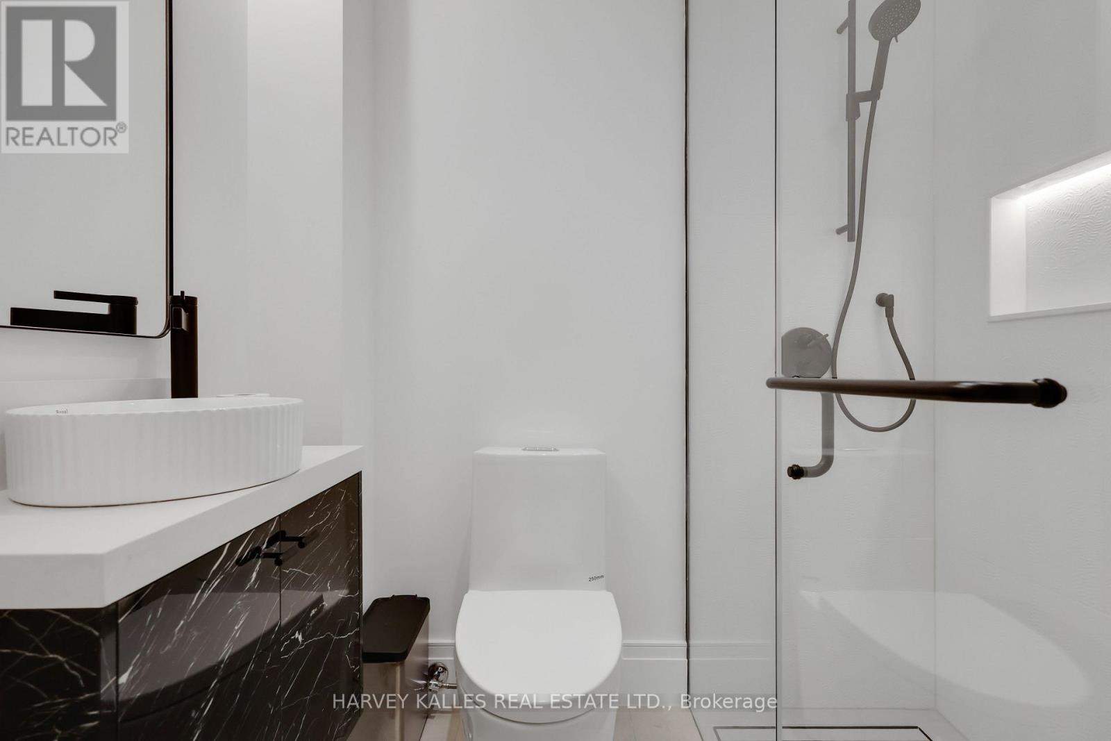 238 Melrose Avenue, Toronto, Ontario M5M 1Z1 - Photo 41 - C13755378