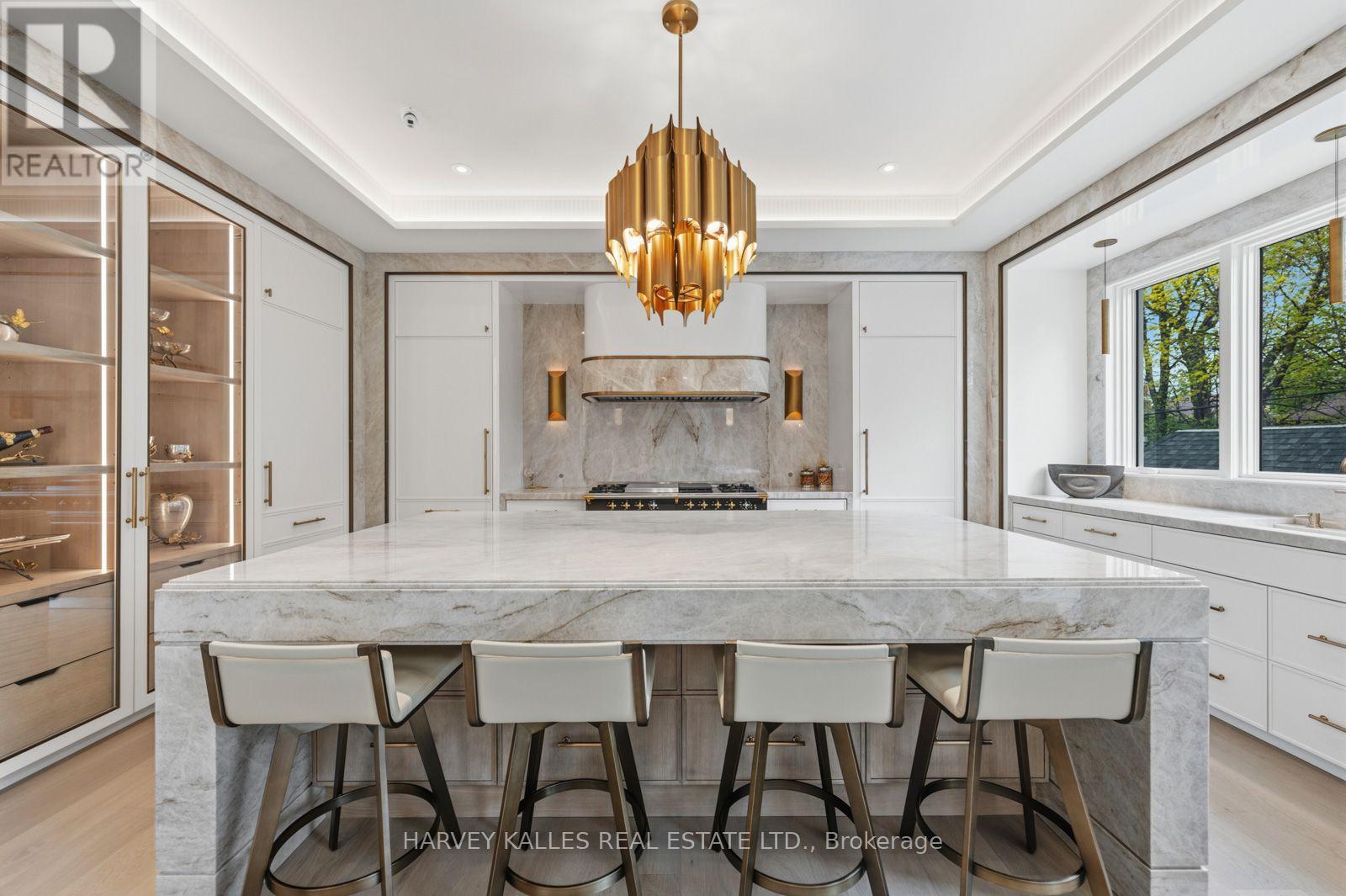 117 Yonge Boulevard, Toronto, Ontario M5M 3H2 - Photo 12 - C13755546