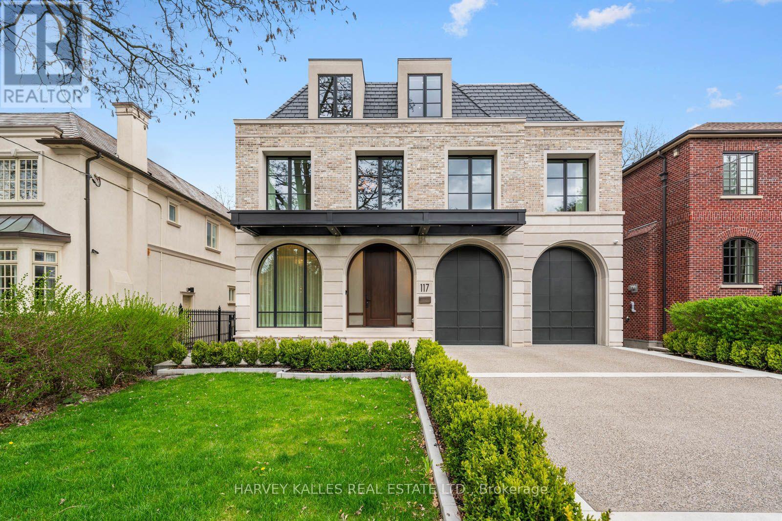 117 Yonge Boulevard, Toronto, Ontario M5M 3H2 - Photo 2 - C13755546