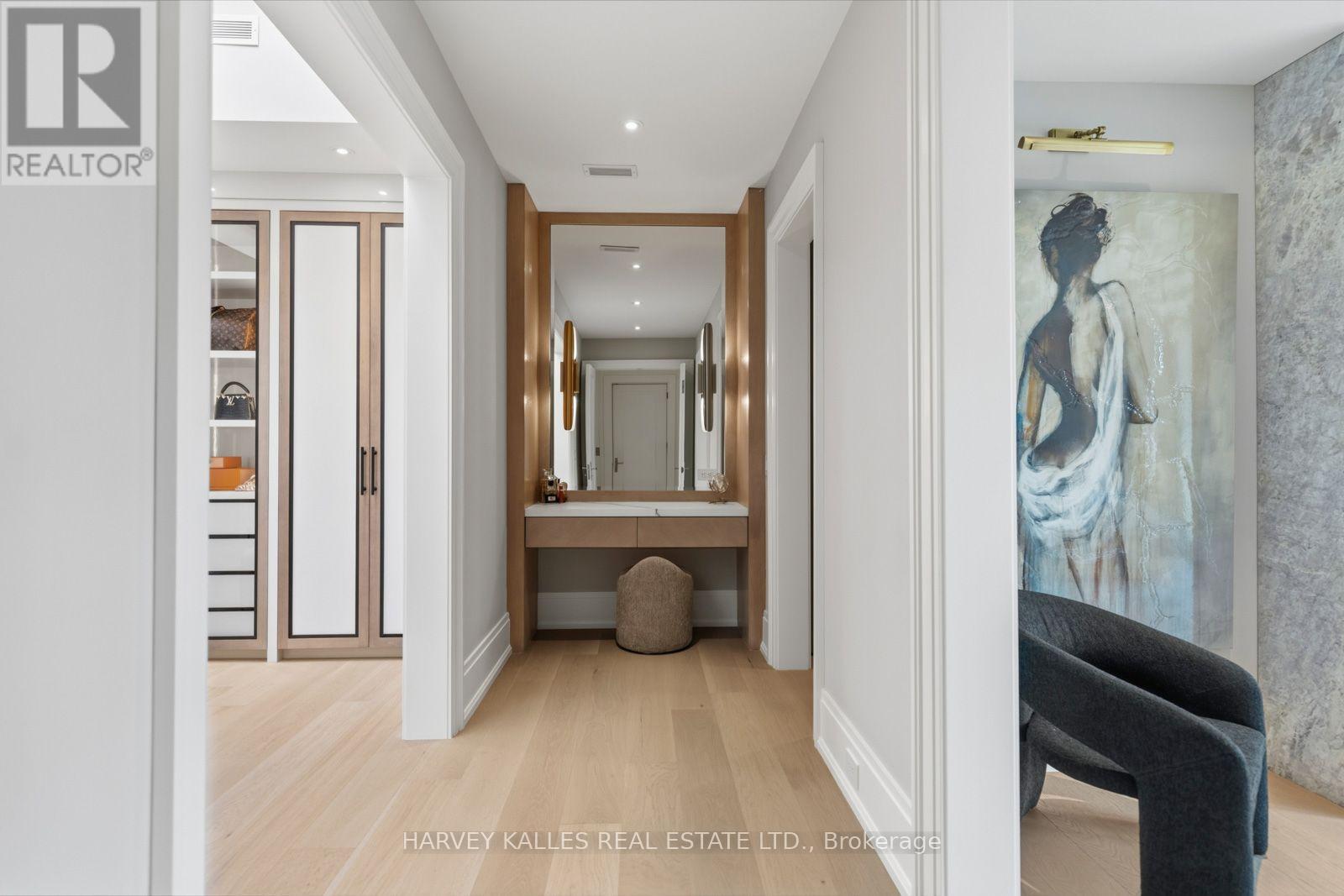 117 Yonge Boulevard, Toronto, Ontario M5M 3H2 - Photo 26 - C13755546