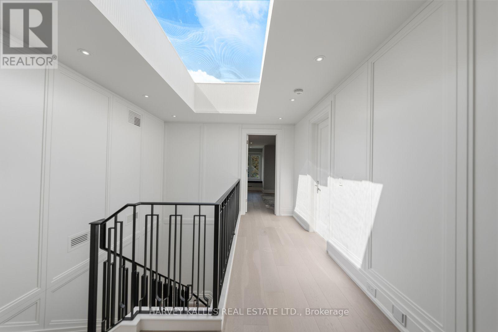 117 Yonge Boulevard, Toronto, Ontario M5M 3H2 - Photo 37 - C13755546