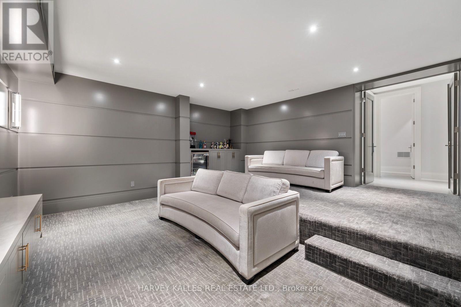 117 Yonge Boulevard, Toronto, Ontario M5M 3H2 - Photo 46 - C13755546