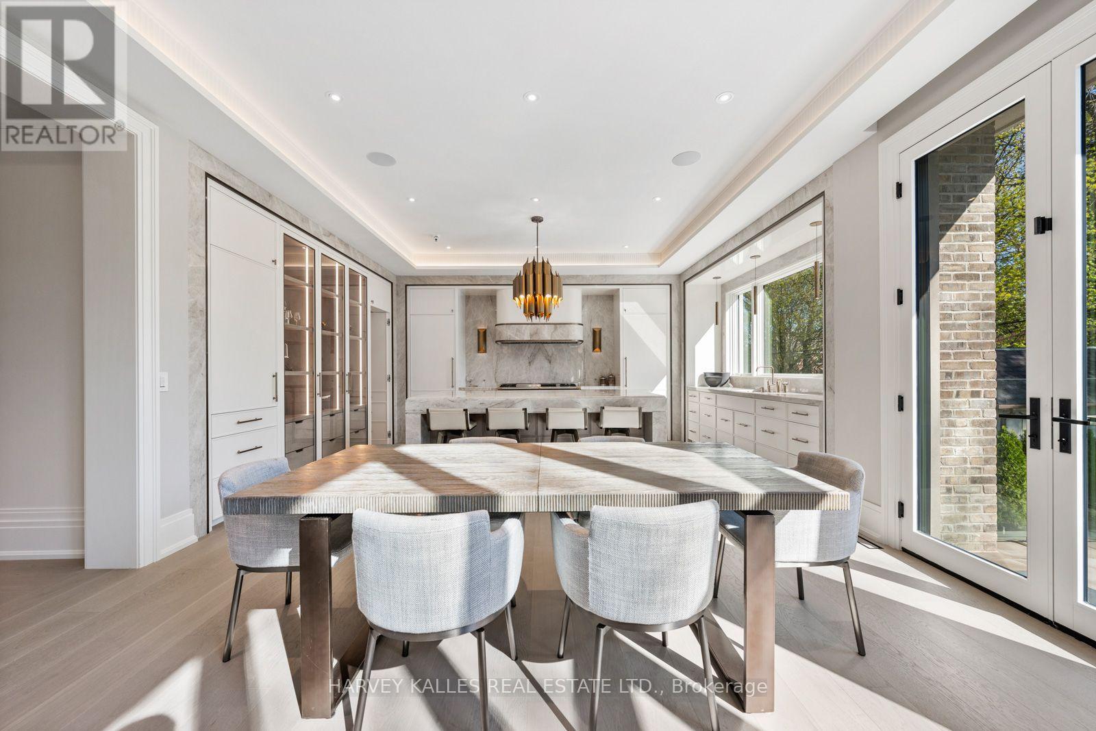 117 Yonge Boulevard, Toronto, Ontario M5M 3H2 - Photo 9 - C13755546