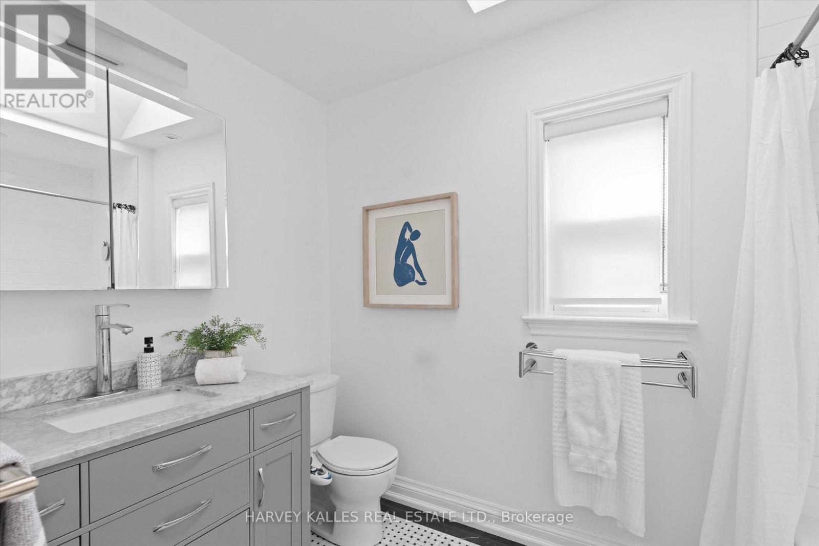 84 Lynnhaven Road, Toronto, Ontario  M6A 2K9 - Photo 21 - C13755752