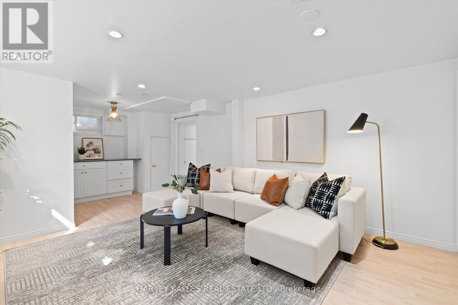 84 Lynnhaven Road, Toronto, Ontario  M6A 2K9 - Photo 28 - C13755752