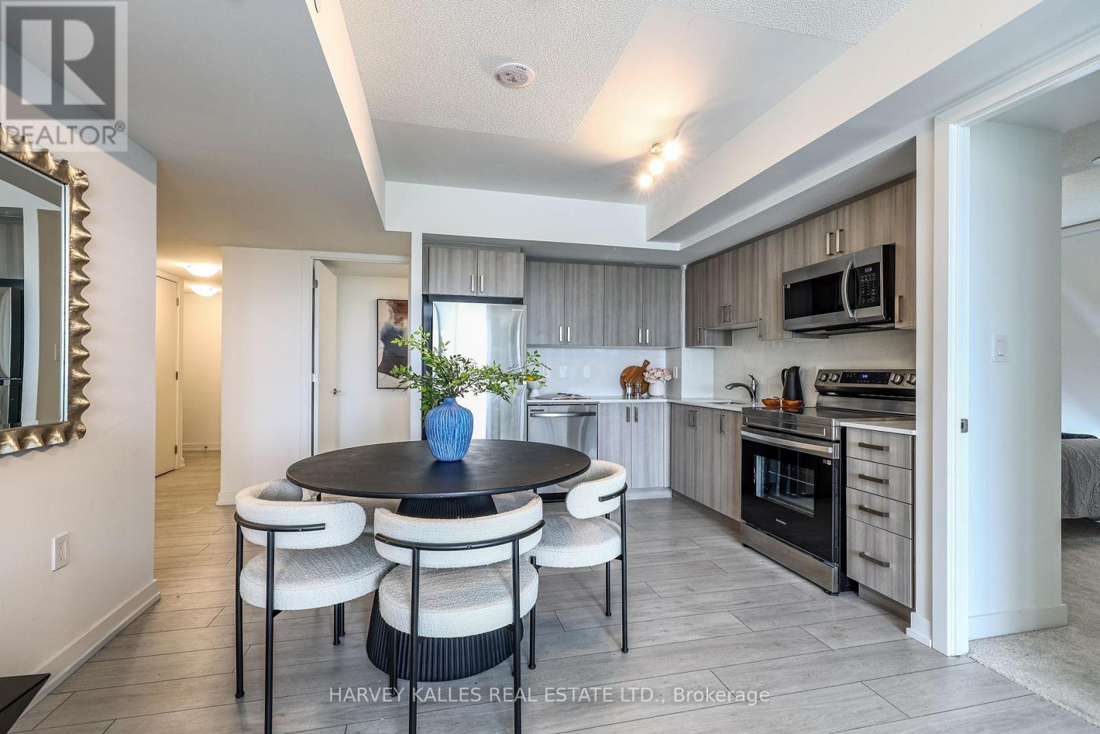 606 - 556 Marlee Avenue, Toronto, Ontario  M6B 0B1 - Photo 8 - W13755748
