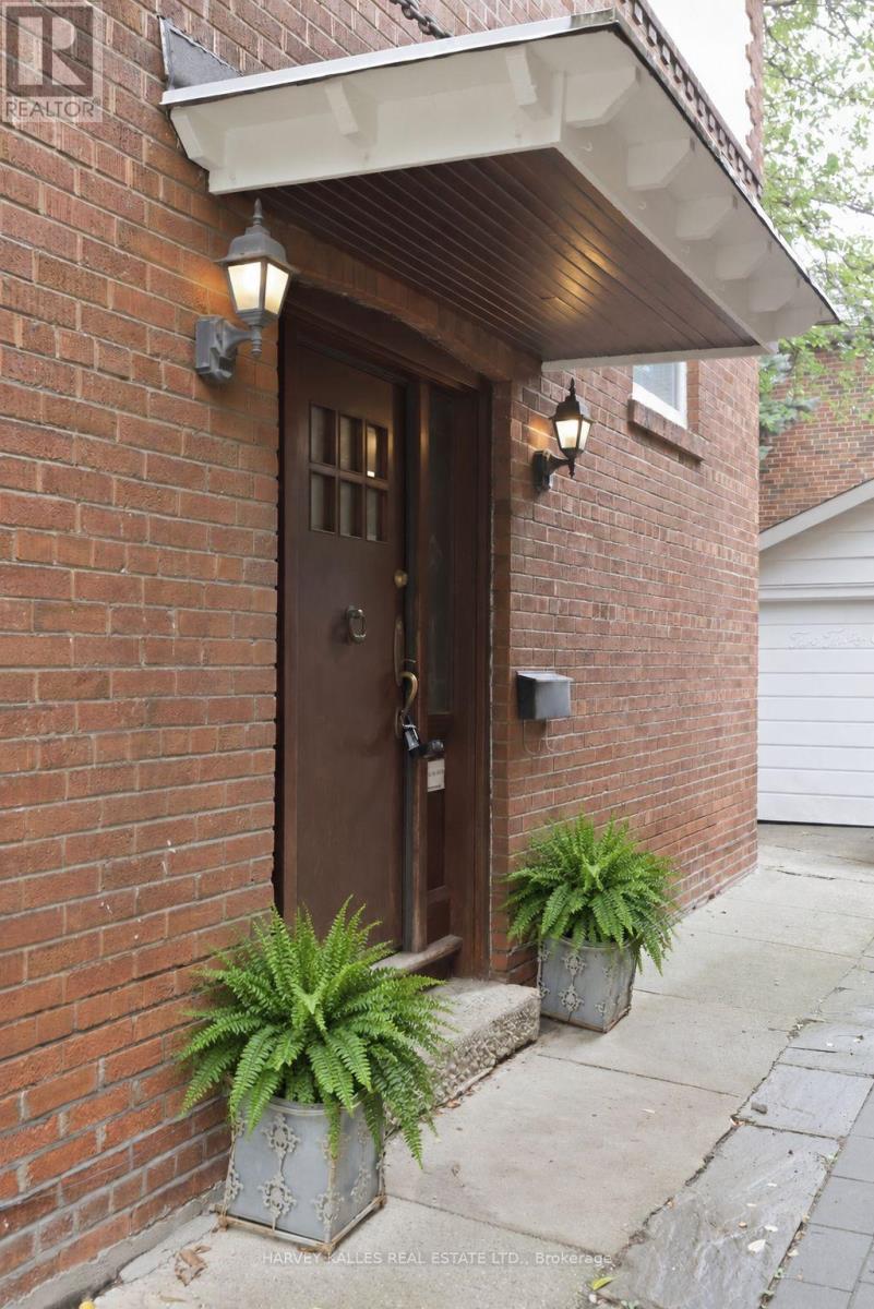 231 Glengrove Avenue W, Toronto, Ontario M4R 1P4 - Photo 3 - C13756710