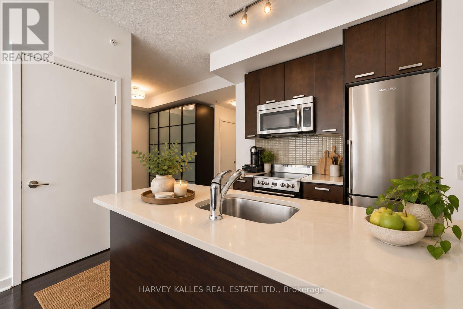 4208 - 295 Adelaide Street W, Toronto, Ontario  M5V 0L4 - Photo 10 - C13756830