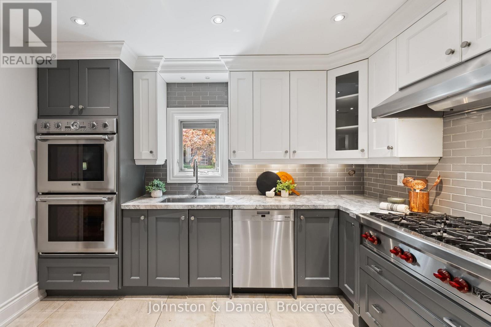 77 Lawrence Crescent, Toronto, Ontario M4N 1N3 - Photo 20 - C13756994