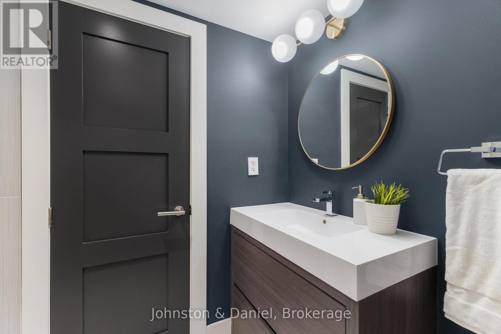 77 Lawrence Crescent, Toronto, Ontario M4N 1N3 - Photo 36 - C13756994