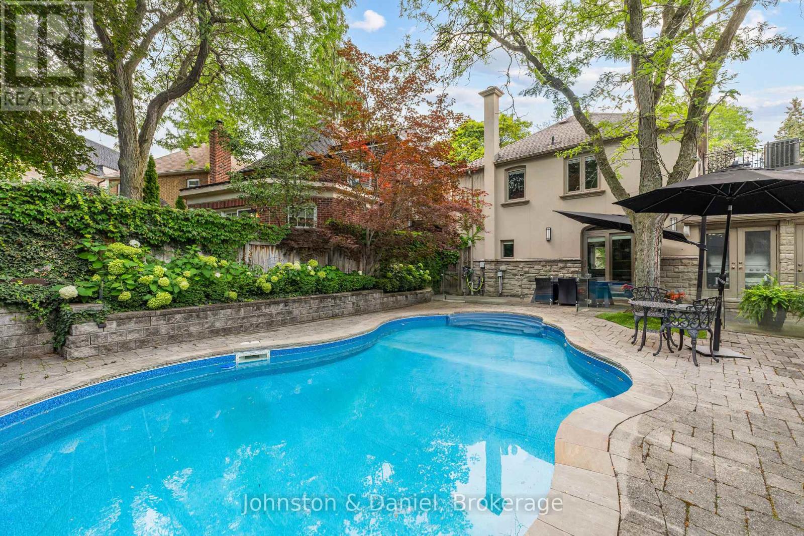 77 Lawrence Crescent, Toronto, Ontario M4N 1N3 - Photo 6 - C13756994