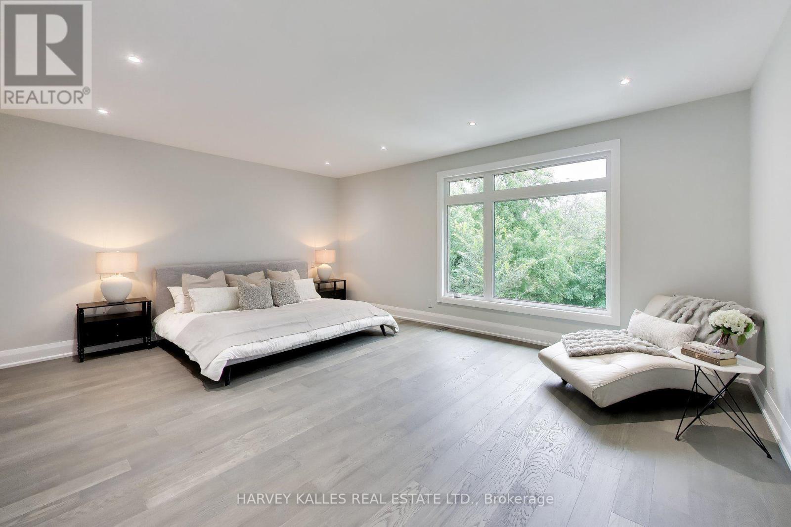 24 Ravenscrest Drive, Toronto, Ontario M9B 5M7 - Photo 22 - W13758460