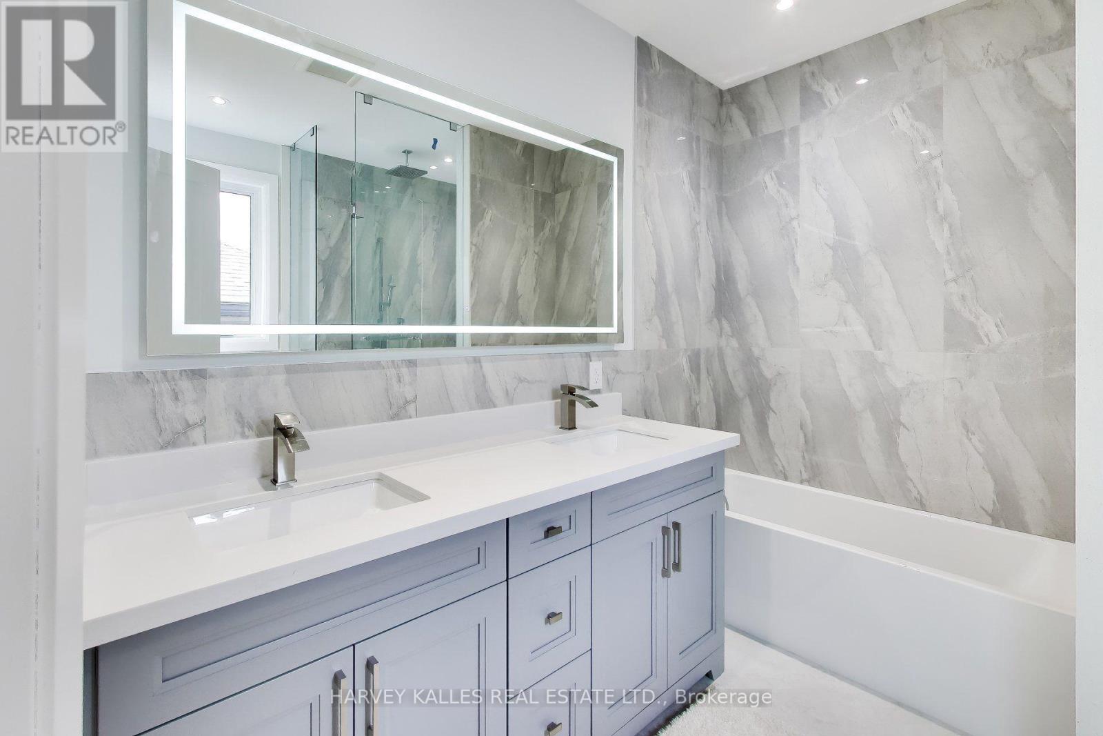 24 Ravenscrest Drive, Toronto, Ontario M9B 5M7 - Photo 24 - W13758460