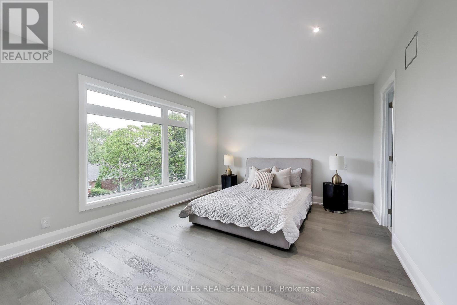 24 Ravenscrest Drive, Toronto, Ontario M9B 5M7 - Photo 27 - W13758460