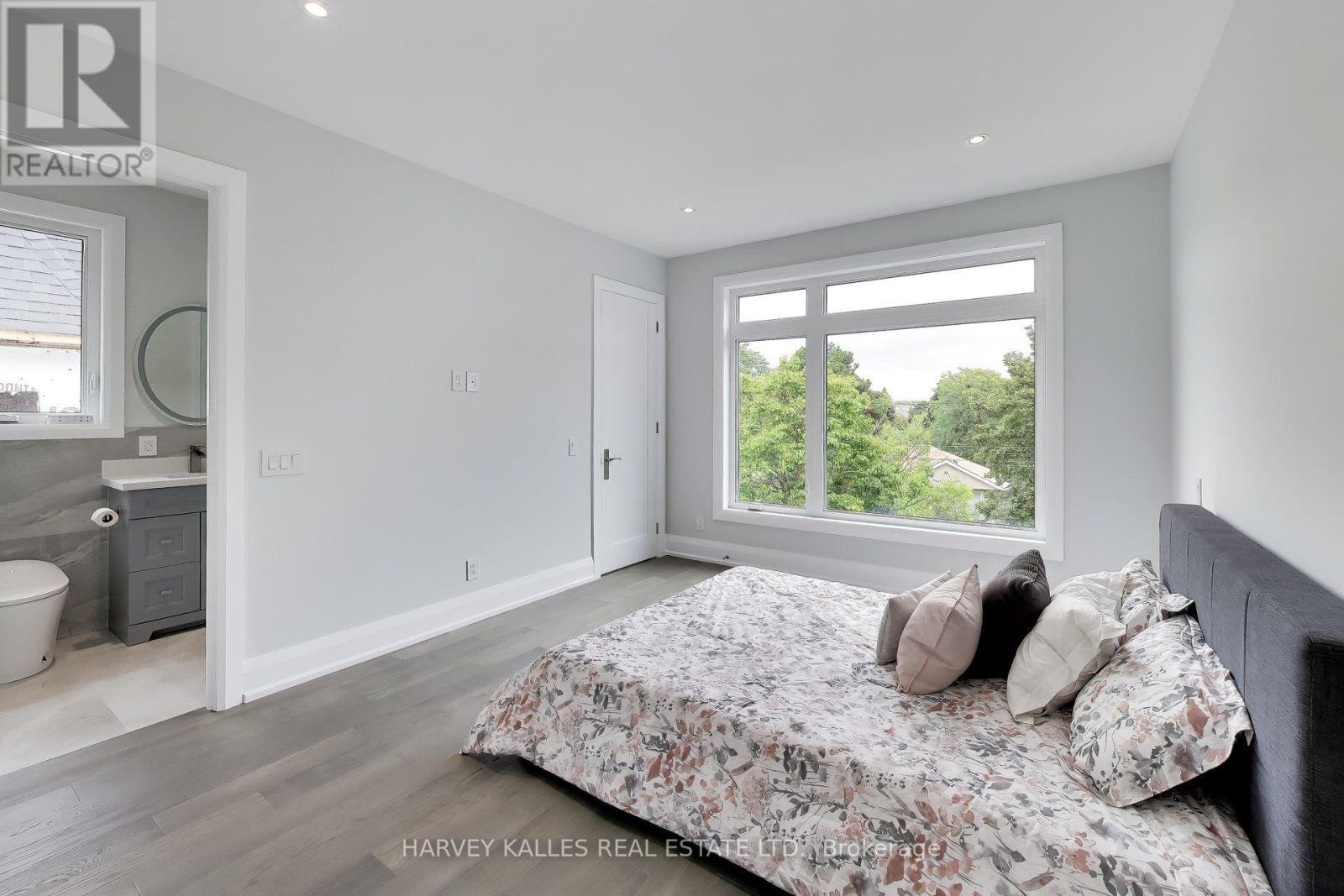 24 Ravenscrest Drive, Toronto, Ontario M9B 5M7 - Photo 31 - W13758460