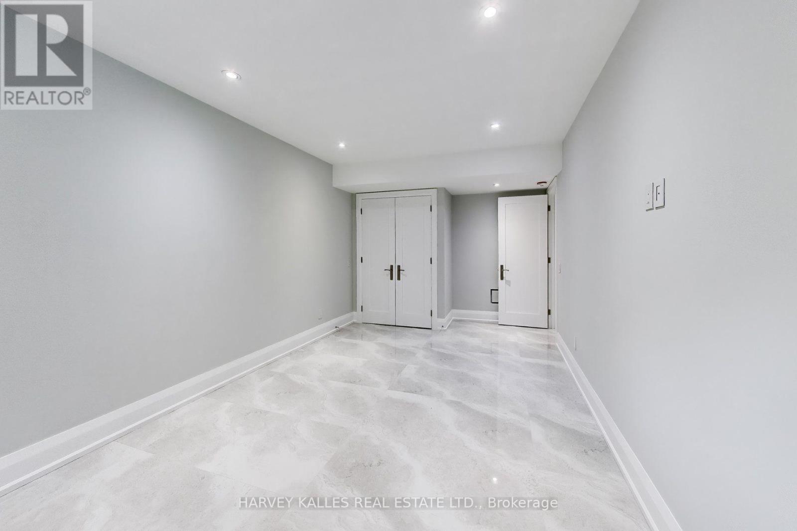24 Ravenscrest Drive, Toronto, Ontario M9B 5M7 - Photo 42 - W13758460