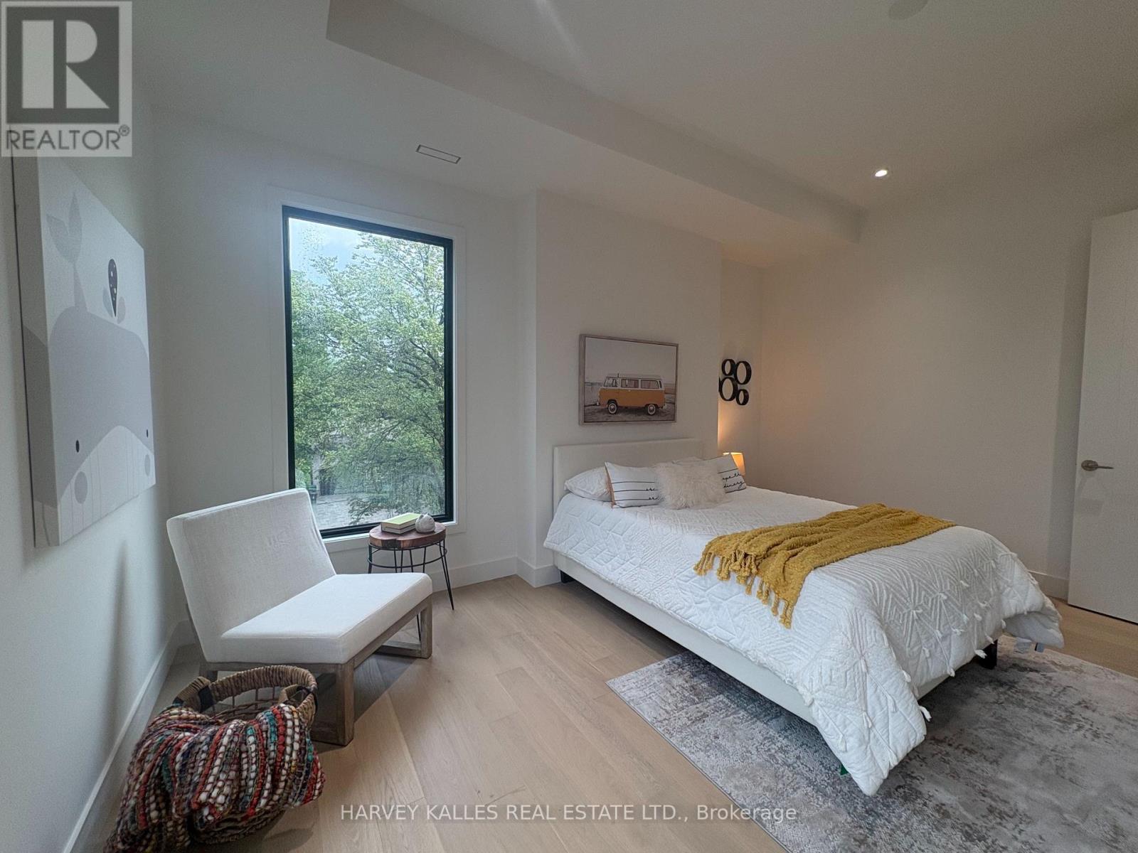 451 Cranbrooke Avenue, Toronto, Ontario M5M 1N6 - Photo 20 - C13759126