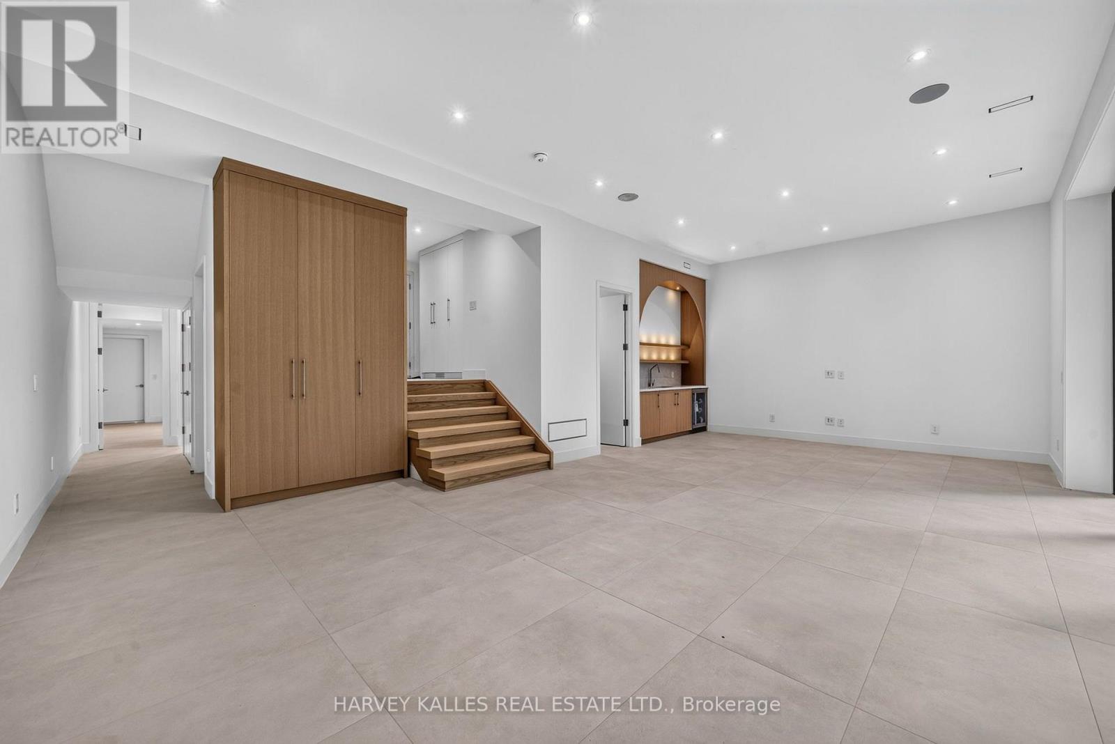451 Cranbrooke Avenue, Toronto, Ontario M5M 1N6 - Photo 23 - C13759126