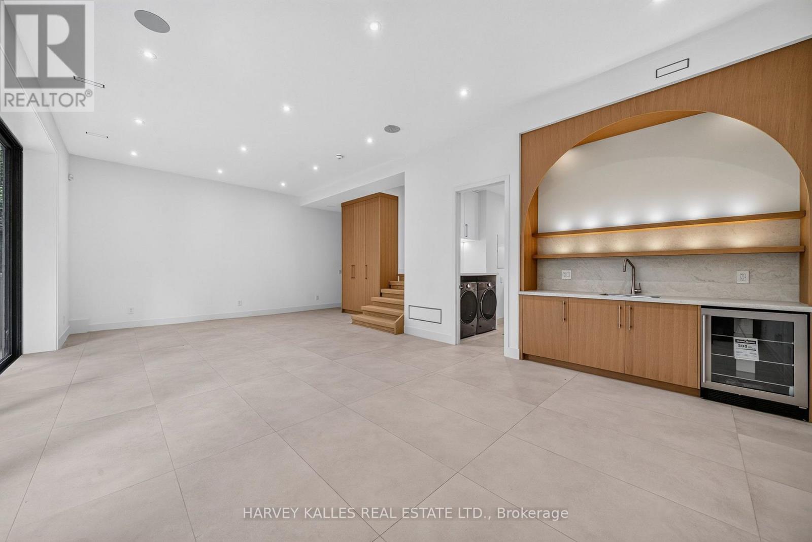 451 Cranbrooke Avenue, Toronto, Ontario M5M 1N6 - Photo 25 - C13759126