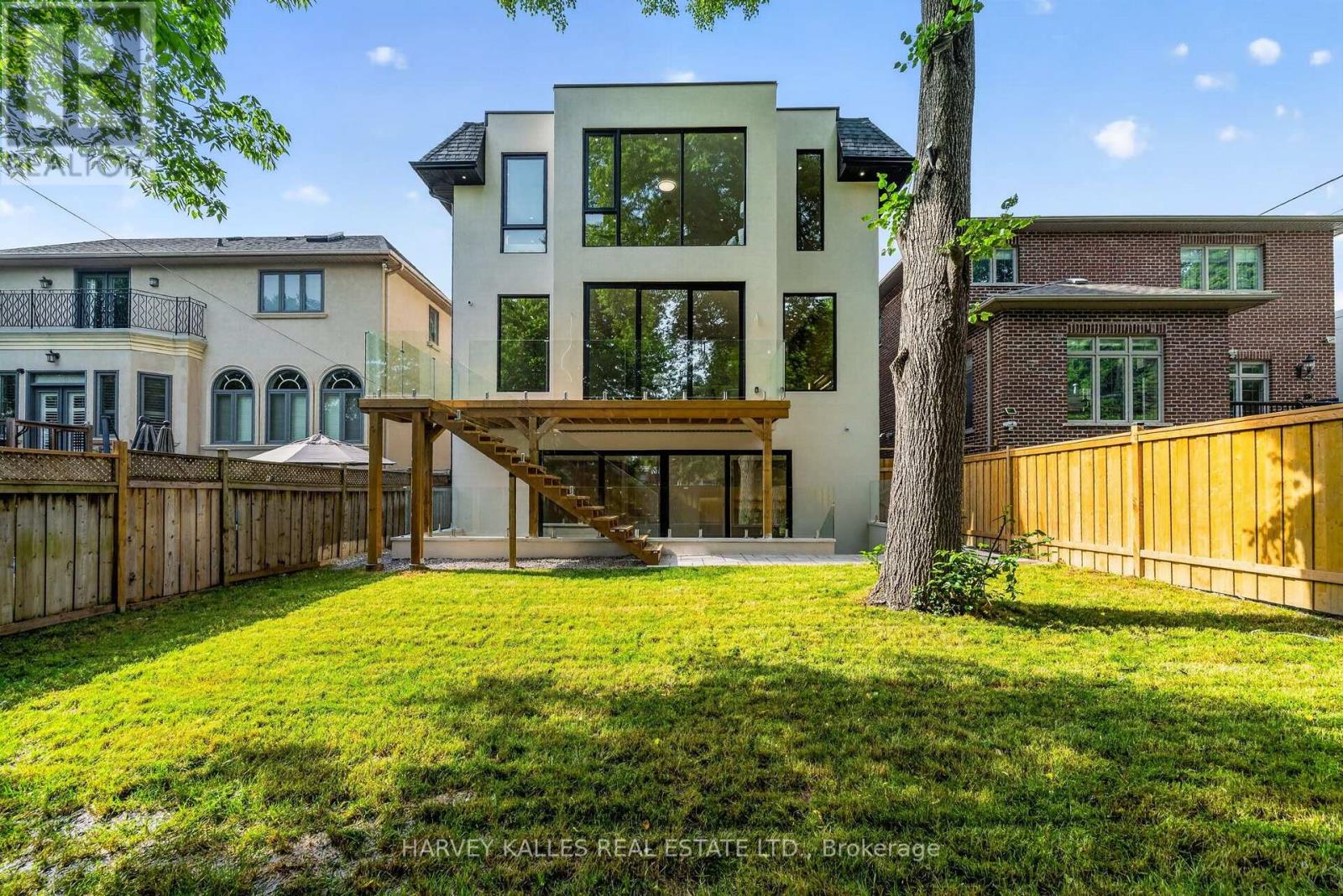 451 Cranbrooke Avenue, Toronto, Ontario M5M 1N6 - Photo 28 - C13759126