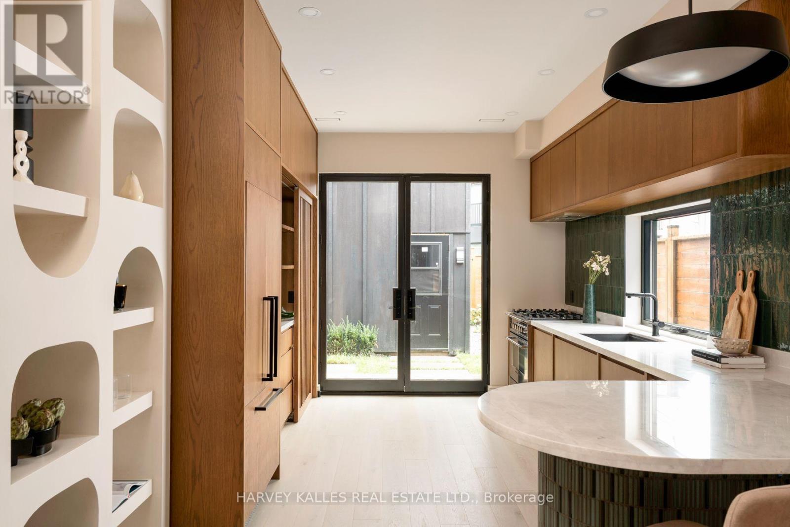 71 Robert Street, Toronto, Ontario  M5S 2K4 - Photo 16 - C13760934