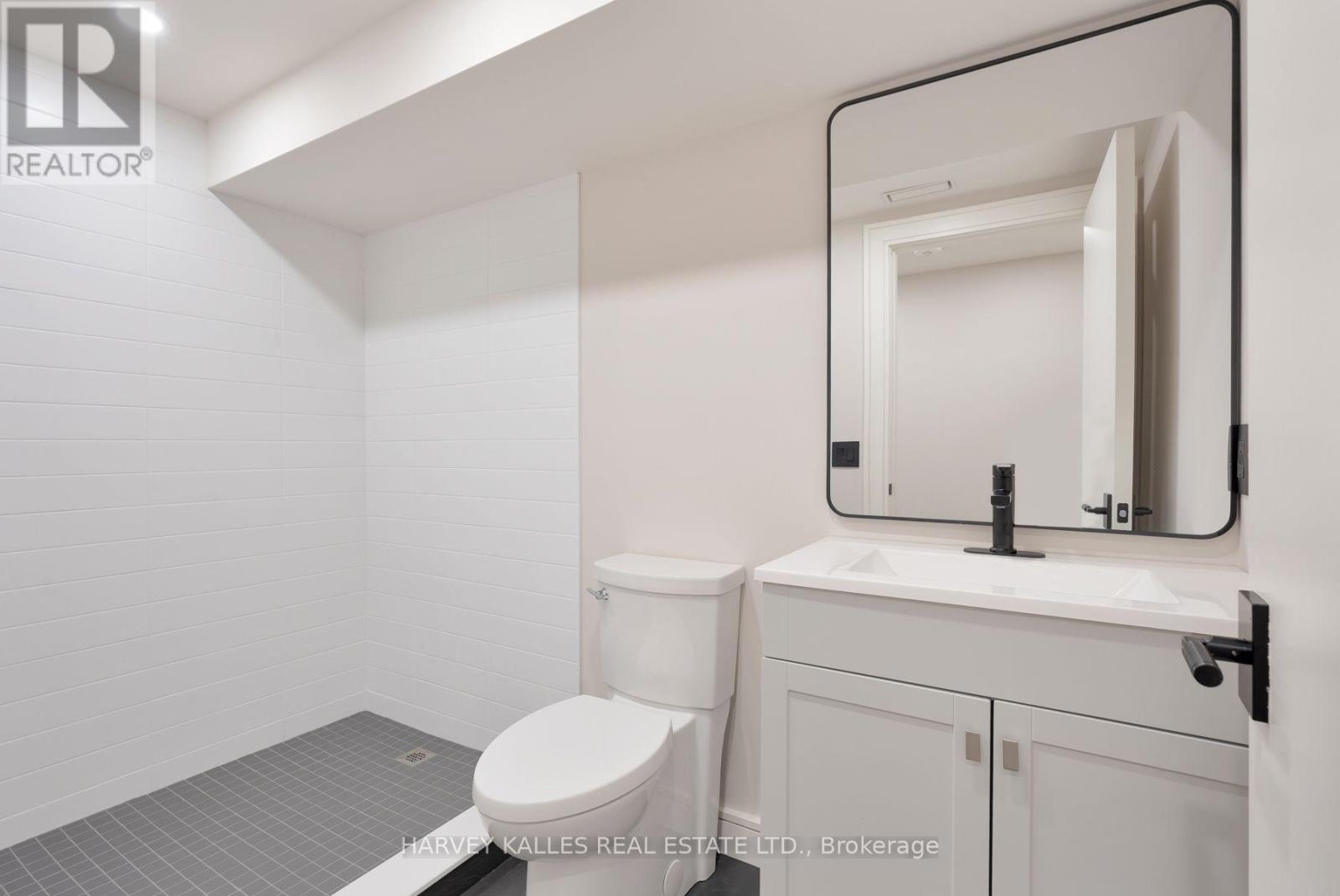 71 Robert Street, Toronto, Ontario  M5S 2K4 - Photo 30 - C13760934