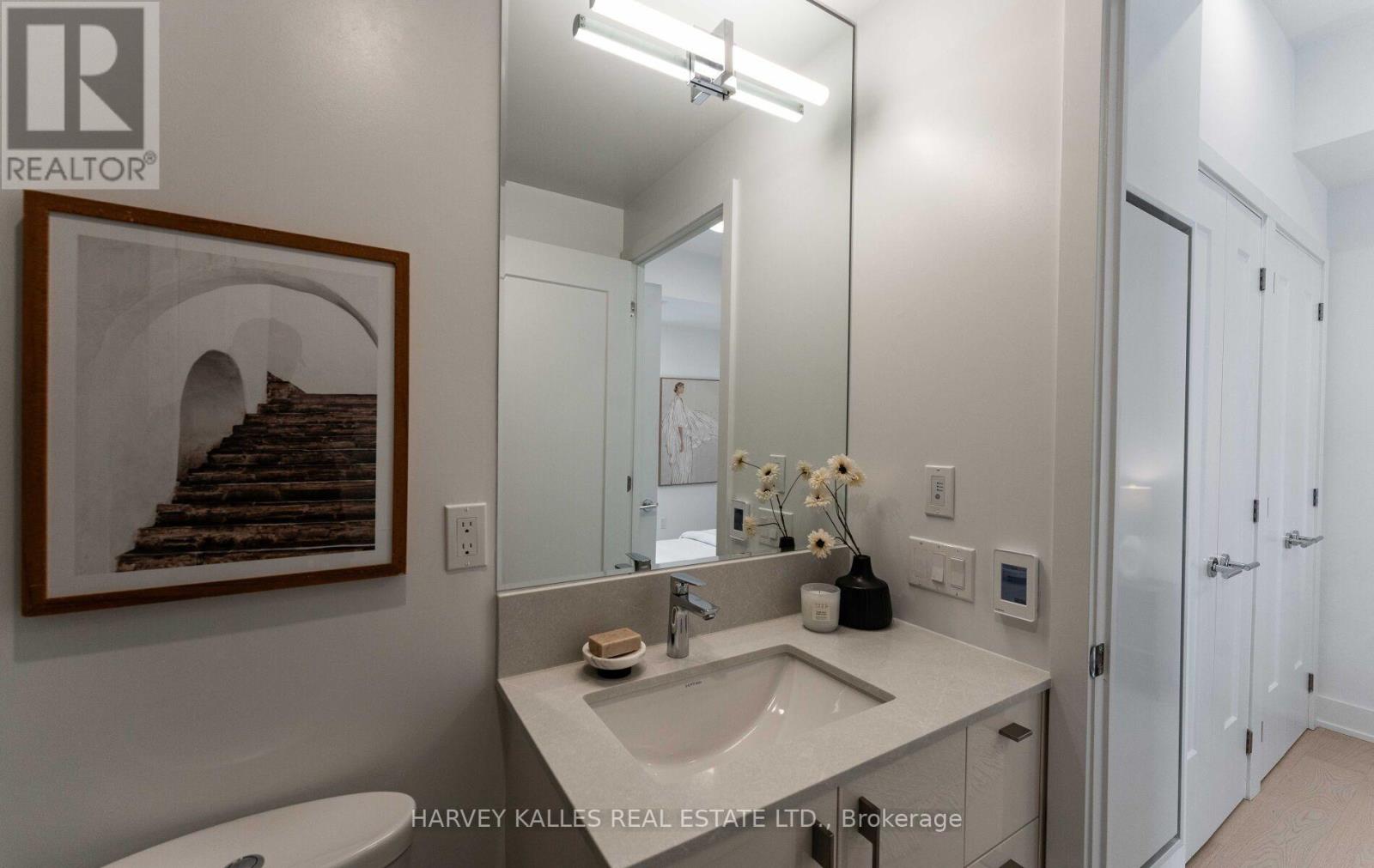 Lph2 - 8 Manor Road W, Toronto, Ontario M4S 2A5 - Photo 25 - C13761090