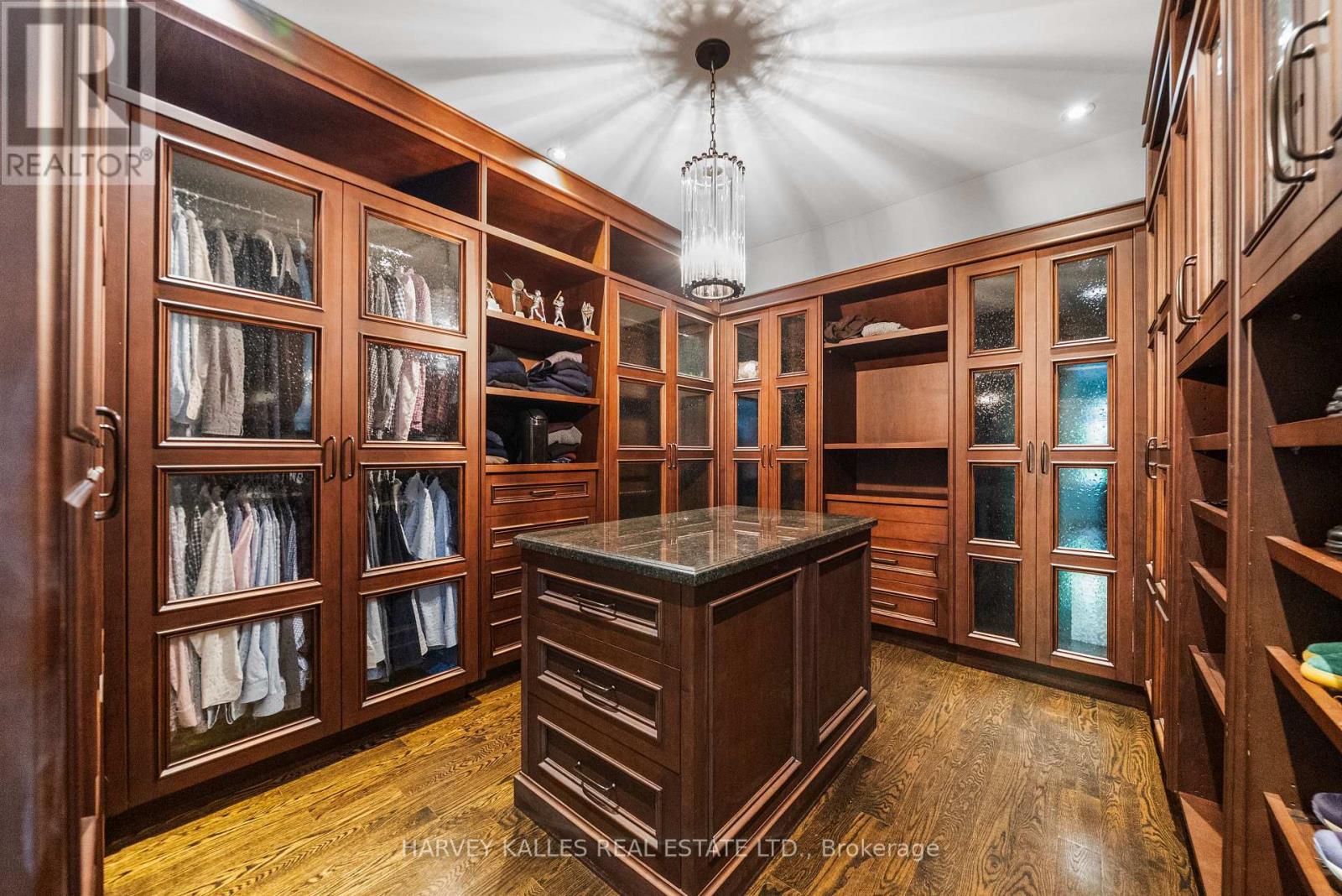 6 Vesta Drive, Toronto, Ontario M5P 2Z3 - Photo 14 - C13761358