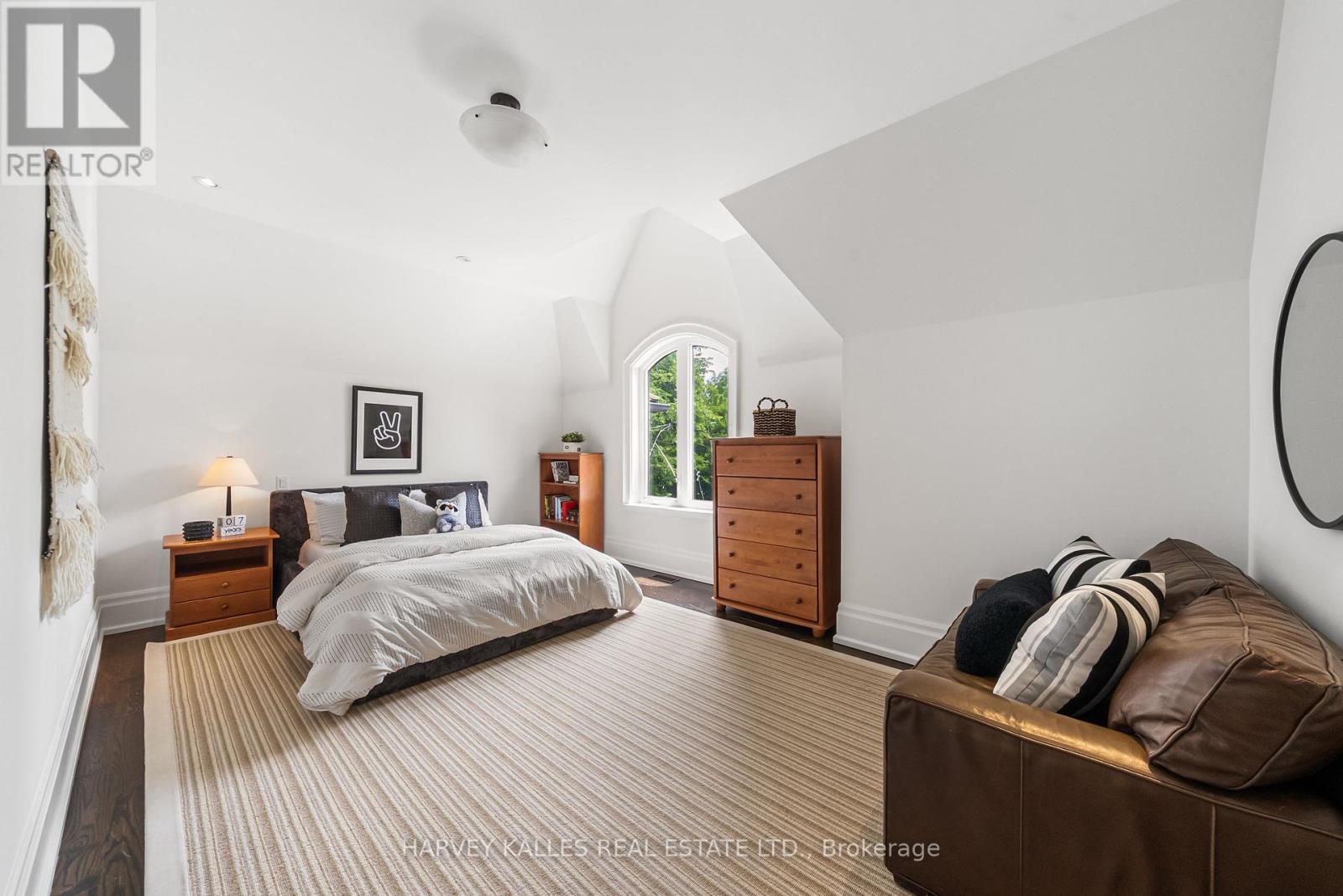 6 Vesta Drive, Toronto, Ontario M5P 2Z3 - Photo 15 - C13761358