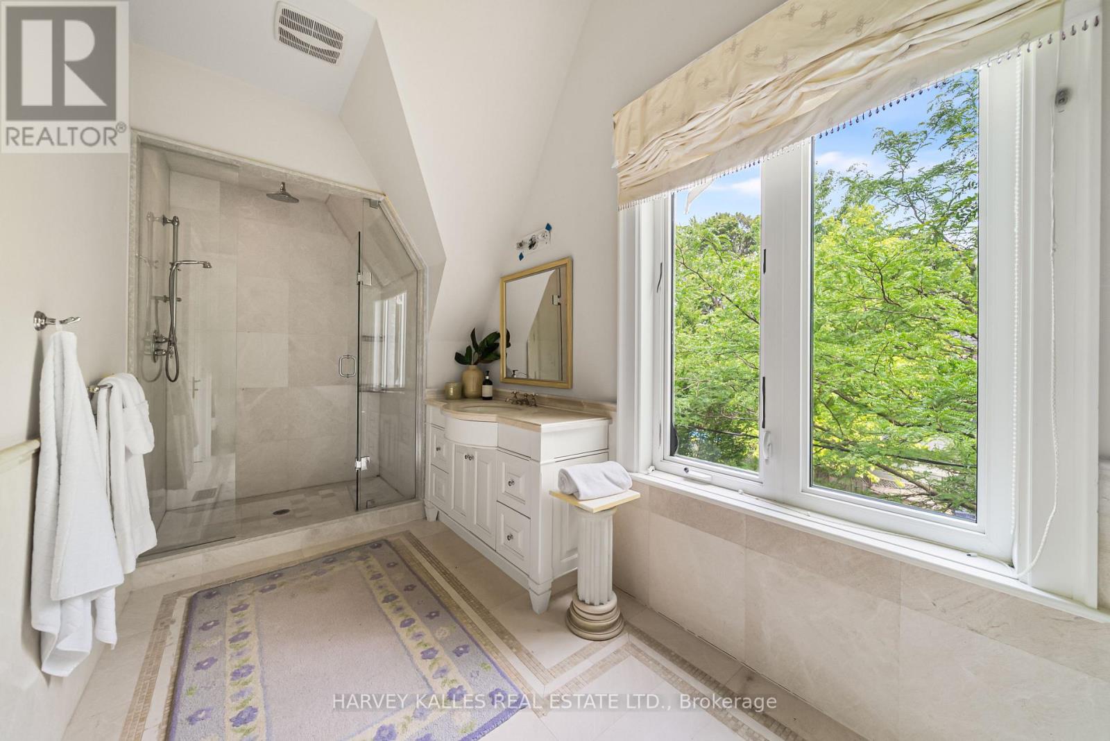6 Vesta Drive, Toronto, Ontario M5P 2Z3 - Photo 18 - C13761358