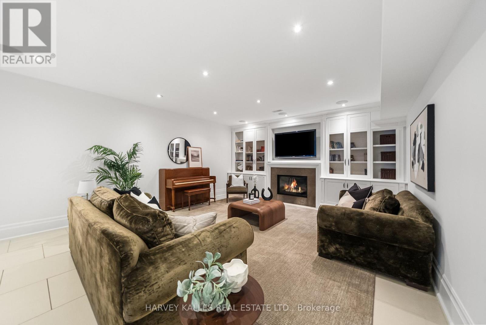 6 Vesta Drive, Toronto, Ontario M5P 2Z3 - Photo 19 - C13761358