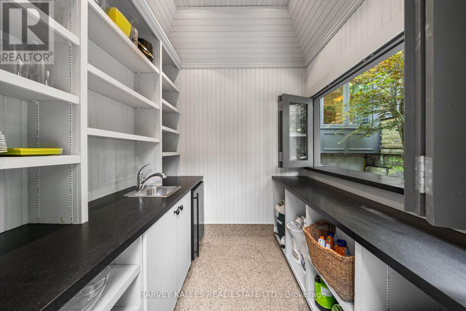 6 Vesta Drive, Toronto, Ontario M5P 2Z3 - Photo 23 - C13761358