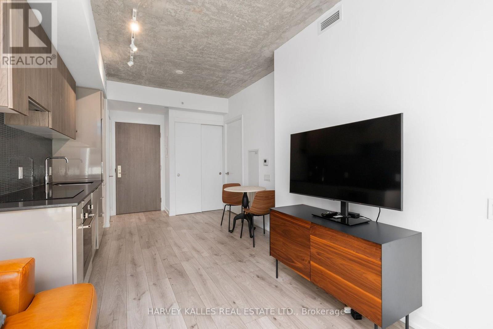 523 - 161 Roehampton Avenue, Toronto, Ontario M4P 0C8 - Photo 8 - C13761432
