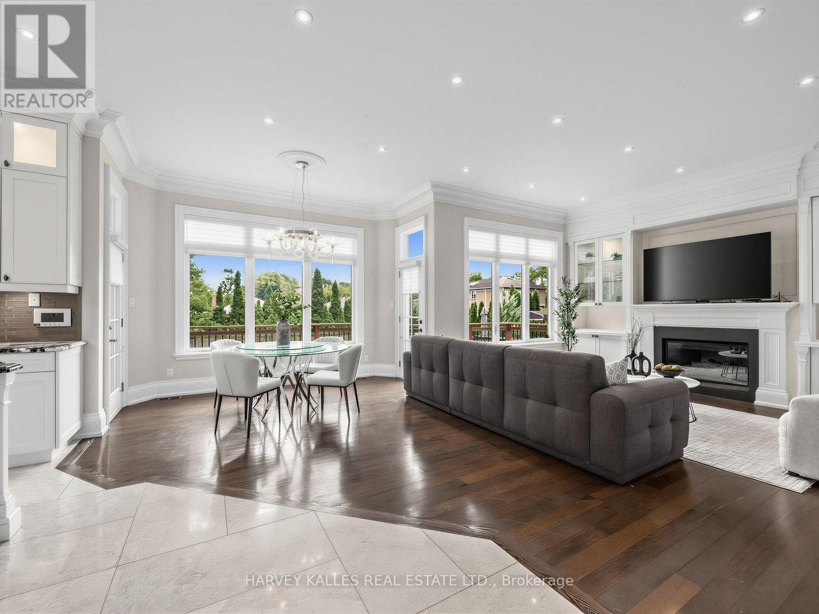 125 Bannockburn Avenue, Toronto, Ontario M5M 2N2 - Photo 12 - C13761472