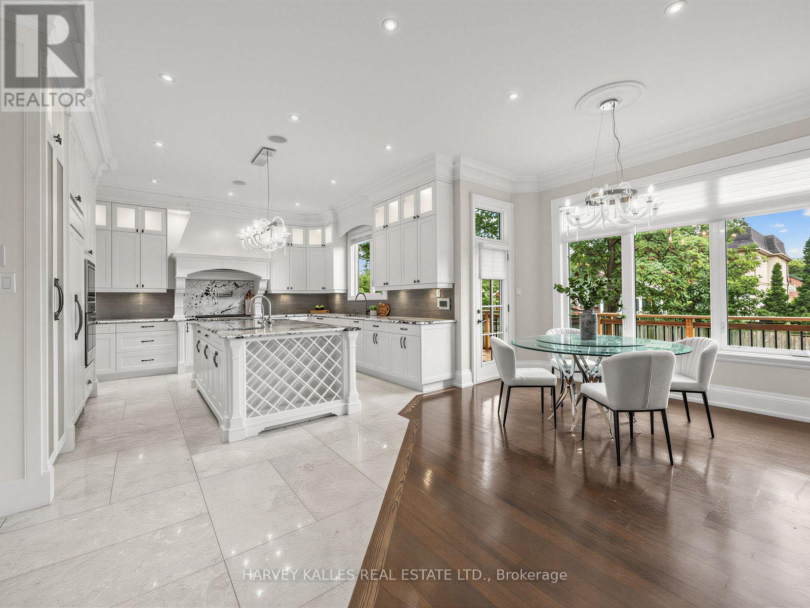 125 Bannockburn Avenue, Toronto, Ontario M5M 2N2 - Photo 13 - C13761472