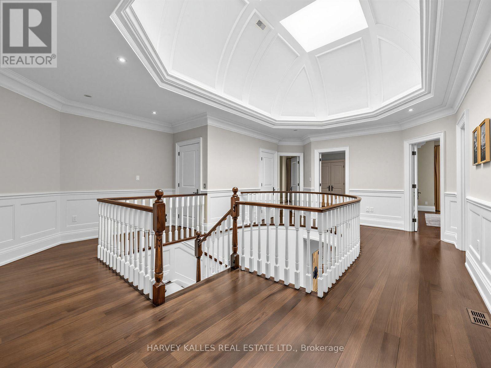 125 Bannockburn Avenue, Toronto, Ontario M5M 2N2 - Photo 33 - C13761472