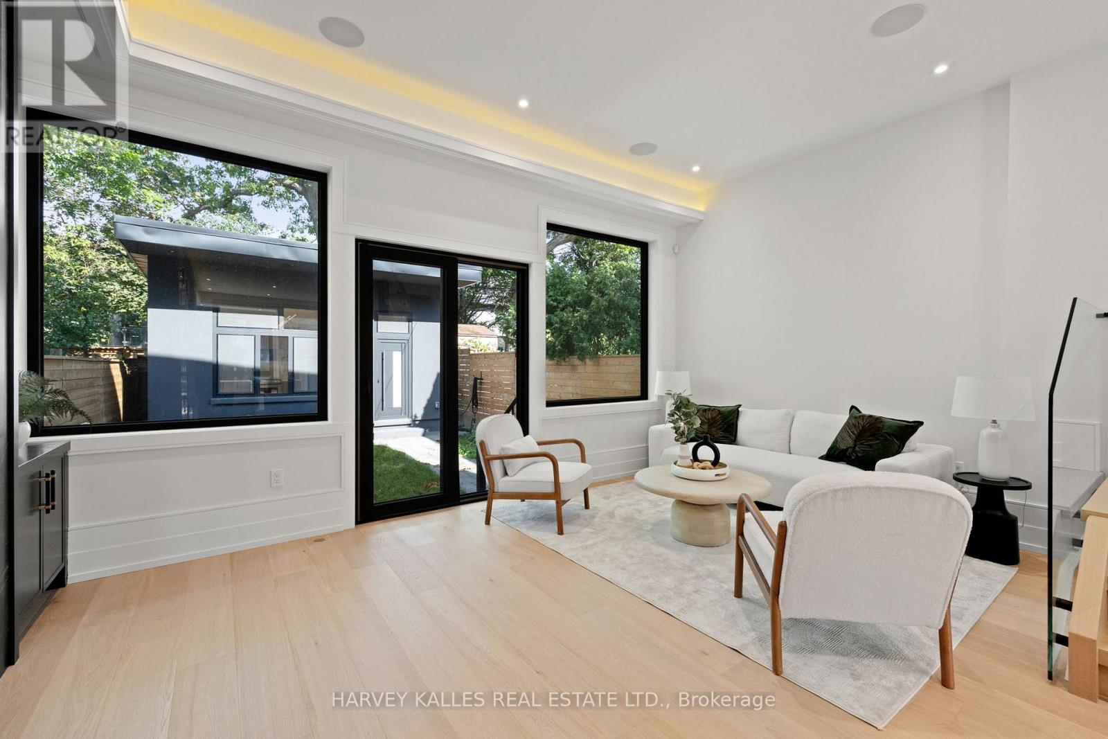 199 Arlington Avenue, Toronto, Ontario M6C 2Z4 - Photo 11 - C13761786