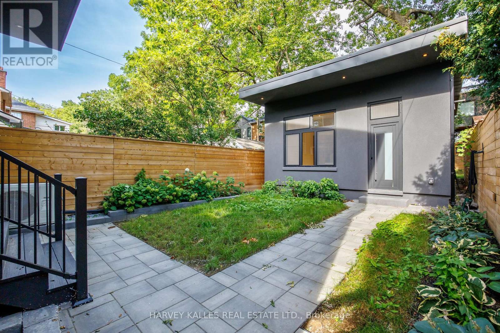 199 Arlington Avenue, Toronto, Ontario M6C 2Z4 - Photo 17 - C13761786