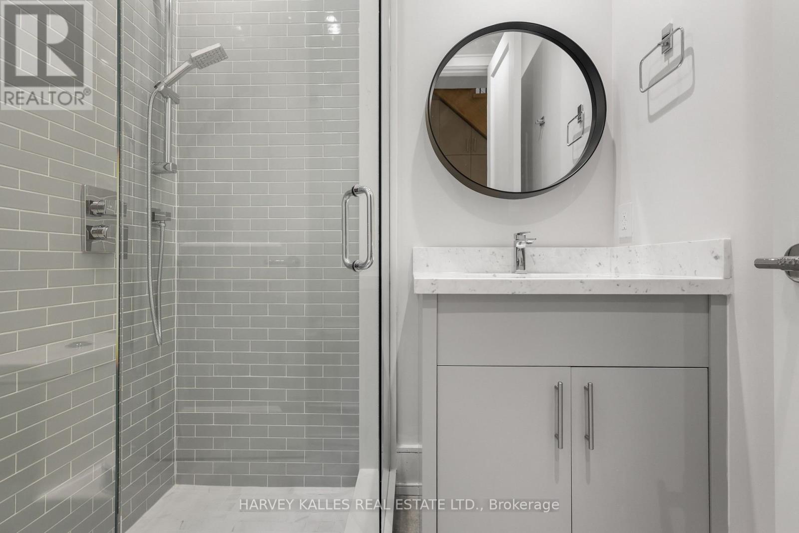 90 Roe Avenue, Toronto, Ontario M5M 2H7 - Photo 43 - C13762322