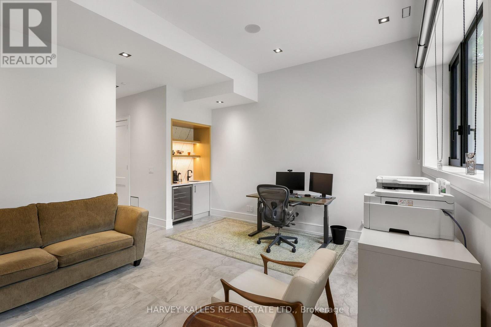 90 Roe Avenue, Toronto, Ontario M5M 2H7 - Photo 45 - C13762322