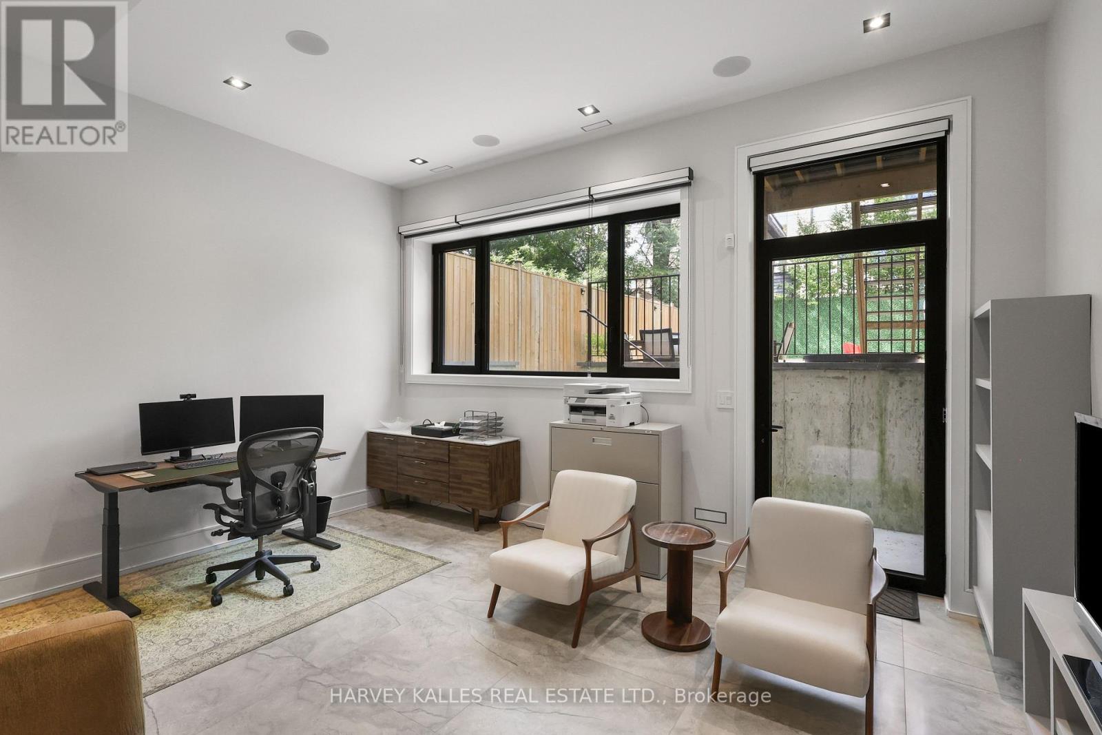 90 Roe Avenue, Toronto, Ontario M5M 2H7 - Photo 46 - C13762322
