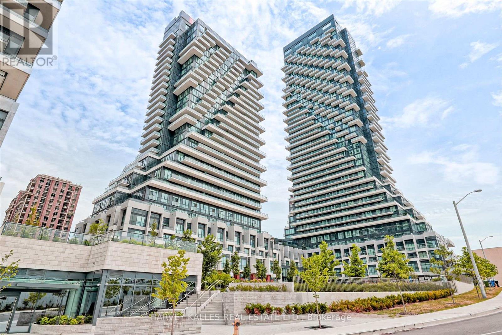 4209 - 30 INN ON THE PARK DRIVE, Toronto, Ontario