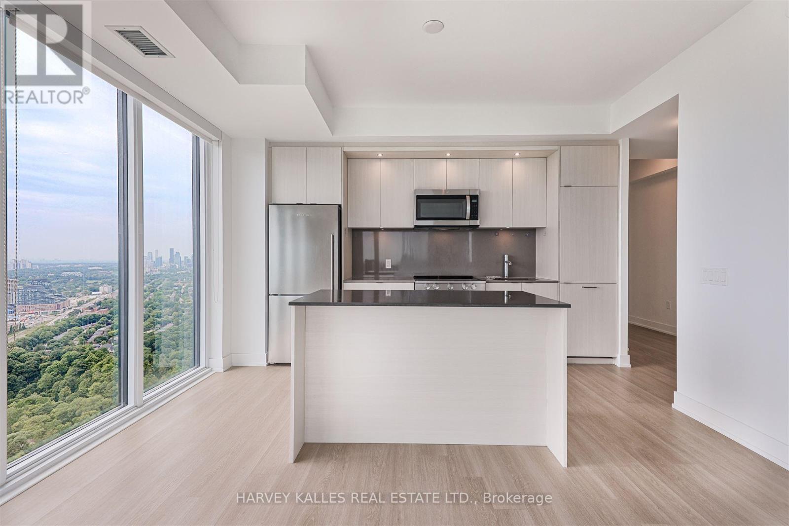 4209 - 30 Inn On The Park Drive, Toronto, Ontario M3C 0P8 - Photo 11 - C13763114