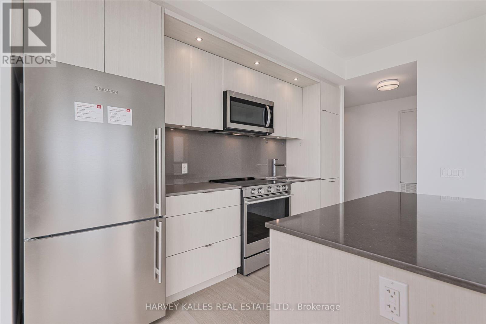 4209 - 30 Inn On The Park Drive, Toronto, Ontario M3C 0P8 - Photo 13 - C13763114