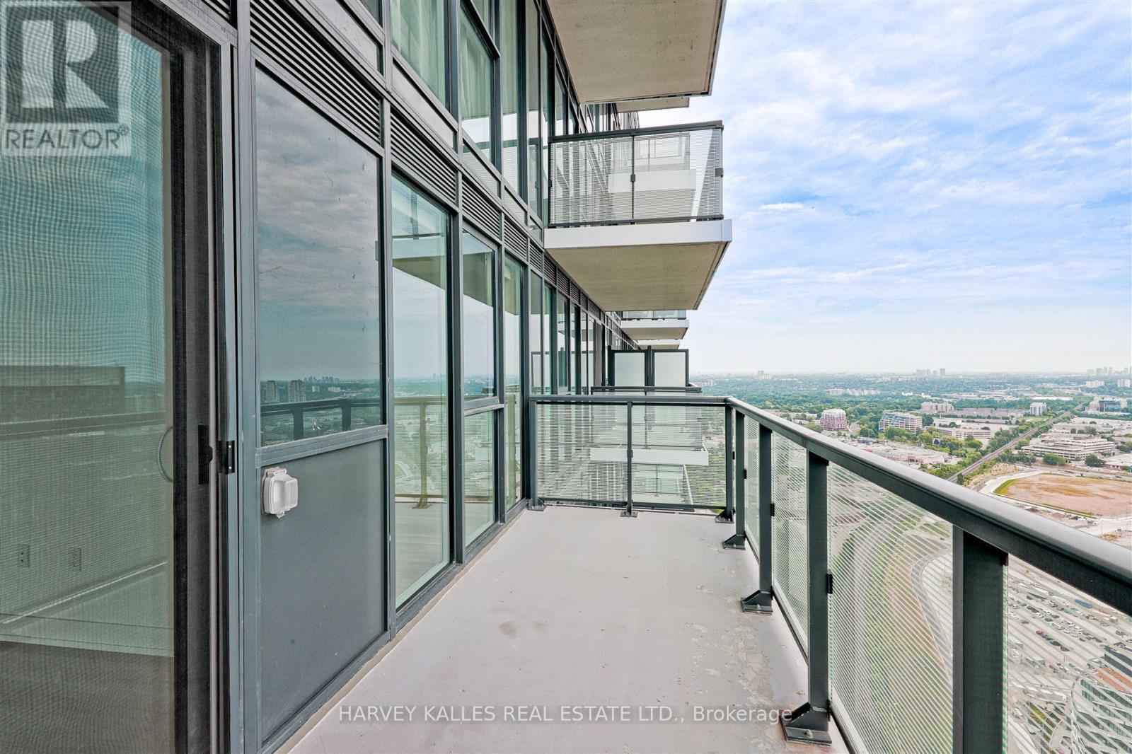 4209 - 30 Inn On The Park Drive, Toronto, Ontario M3C 0P8 - Photo 18 - C13763114