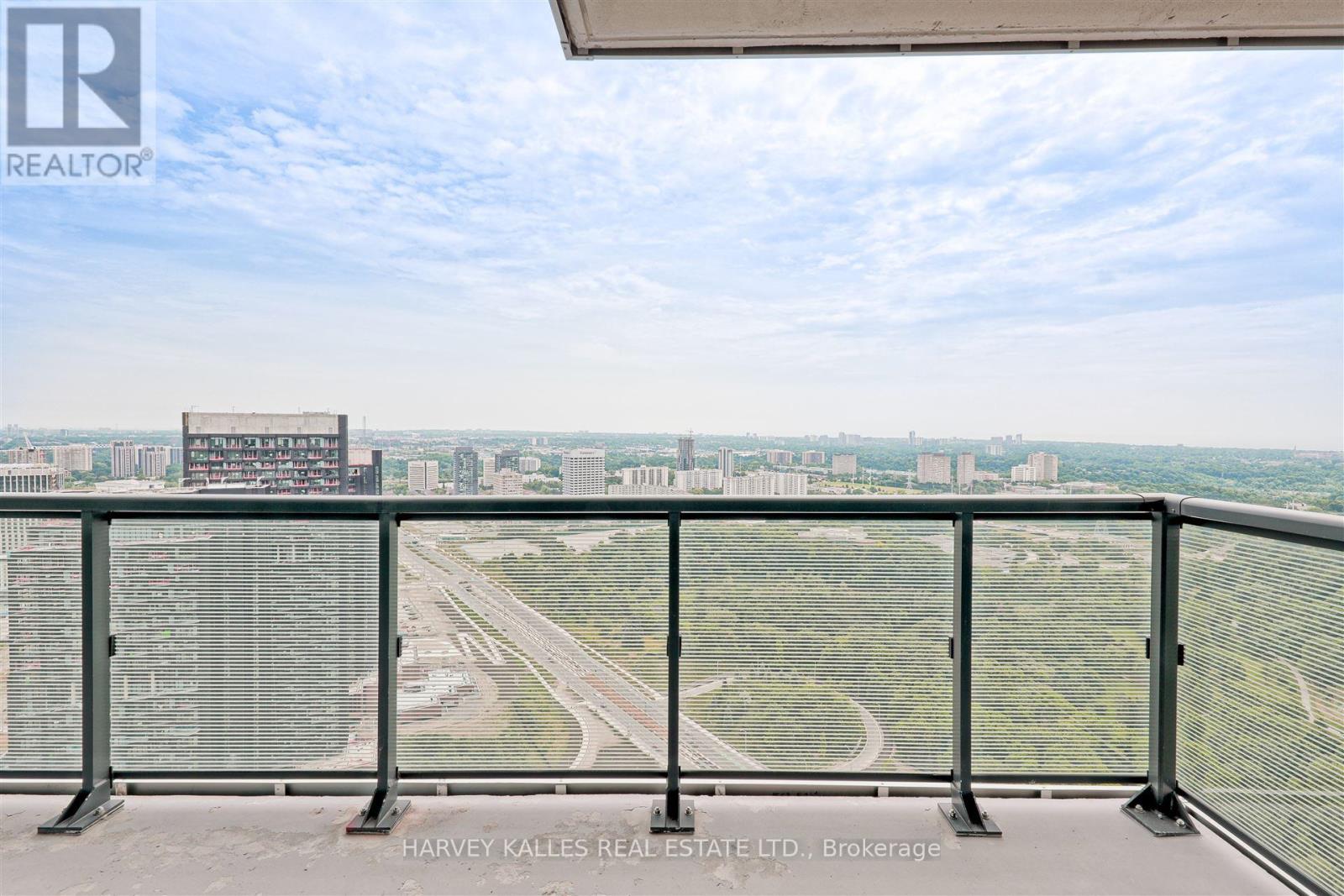 4209 - 30 Inn On The Park Drive, Toronto, Ontario M3C 0P8 - Photo 19 - C13763114