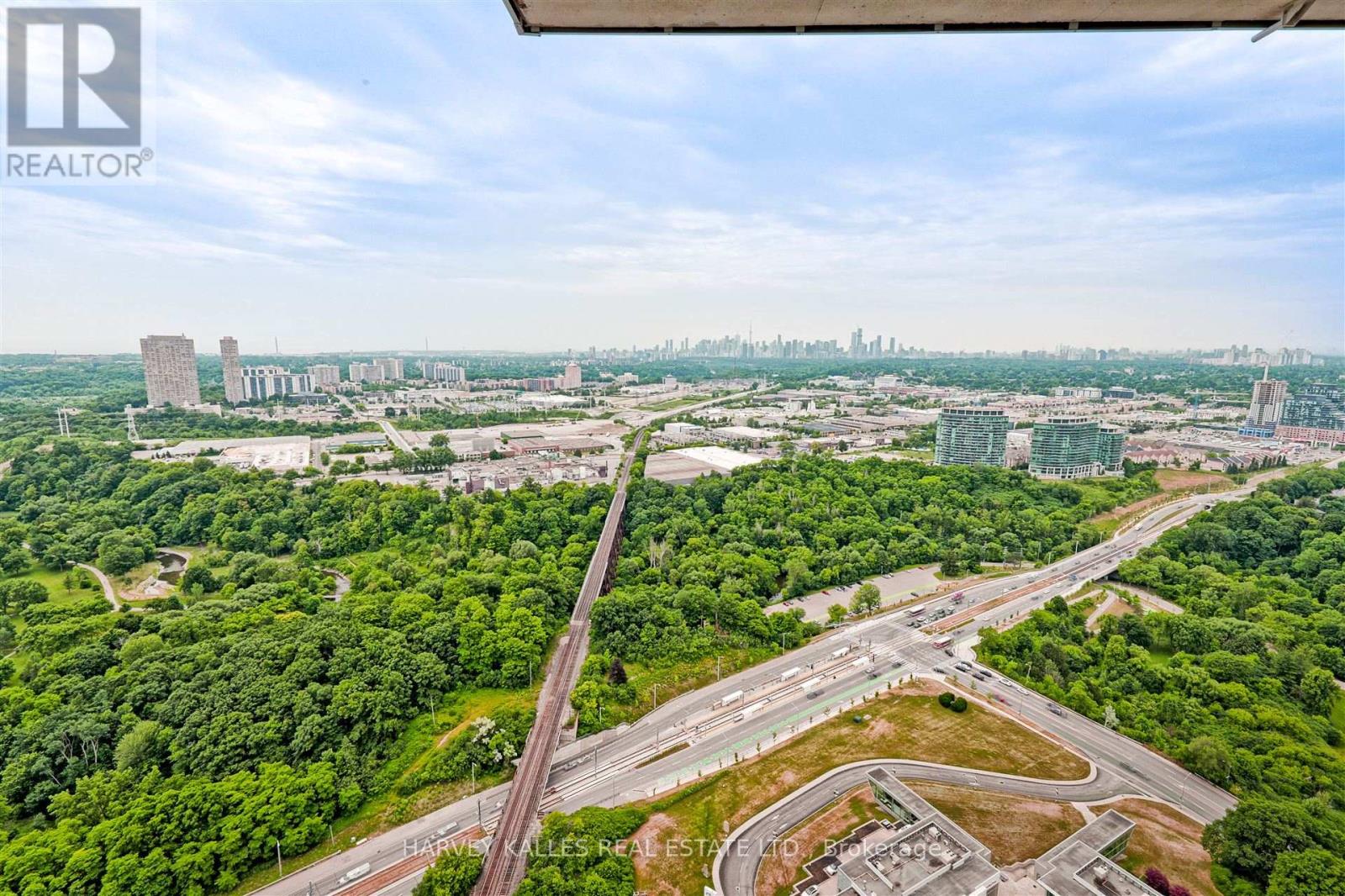 4209 - 30 Inn On The Park Drive, Toronto, Ontario M3C 0P8 - Photo 21 - C13763114