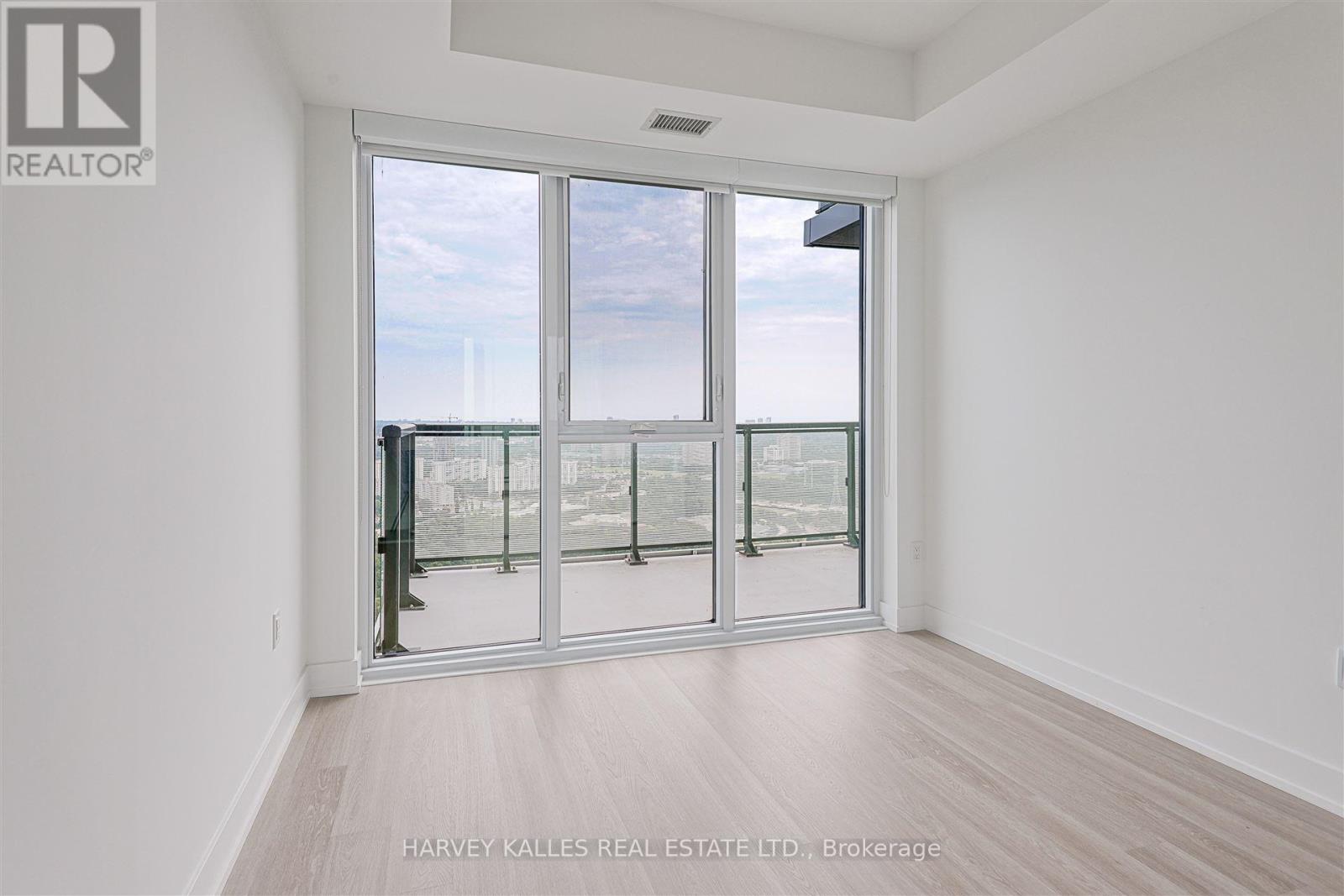 4209 - 30 Inn On The Park Drive, Toronto, Ontario M3C 0P8 - Photo 36 - C13763114