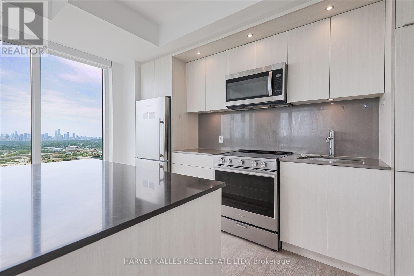 4209 - 30 Inn On The Park Drive, Toronto, Ontario M3C 0P8 - Photo 9 - C13763114